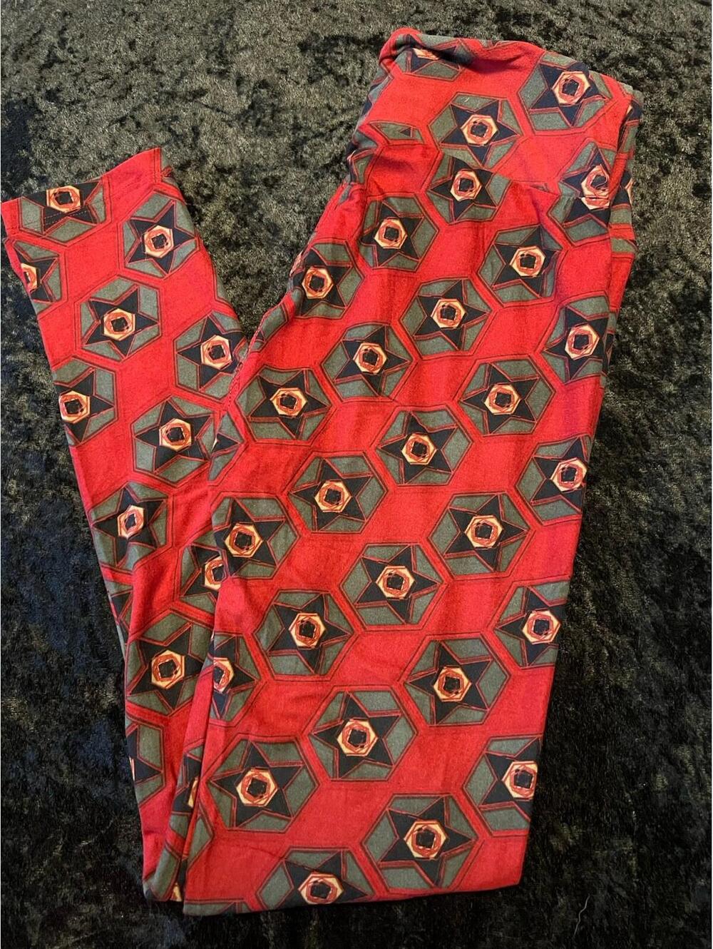 LuLaRoe Leggings One Size OS Star Cranberry Gray Black Soft High Rise NWOT